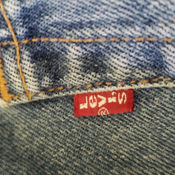 ❤ VINTAGE | 90s Levi's 501 Button Fly Jeans Medium Wash - Picture 8 of 12
